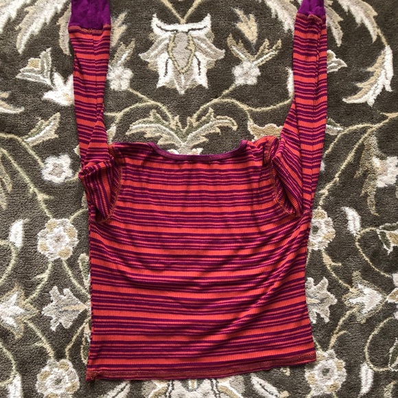 Striped long sleeve crop top - Picture 3 of 3